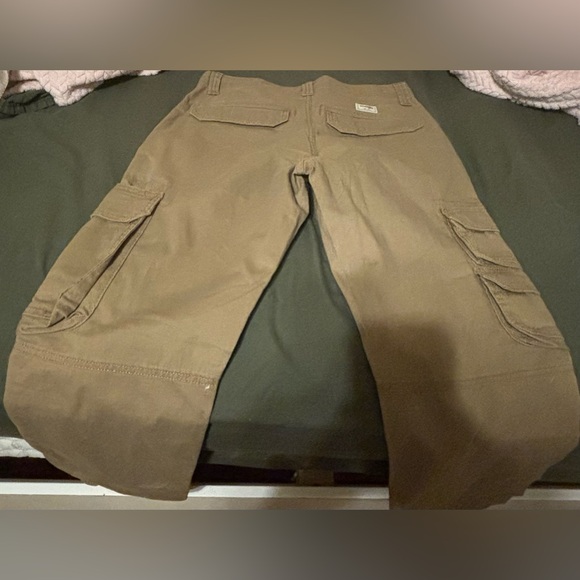 NWT Khaki Wrangler Cargo Pants - Picture 2 of 4